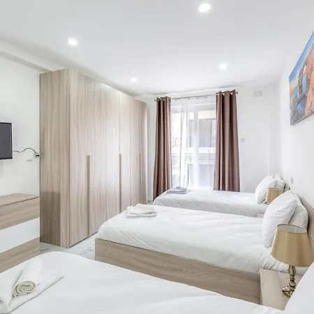 Beautiful, Spacious With Bbq & Private Terrace By 360 Estates Διαμέρισμα Saint Julian's